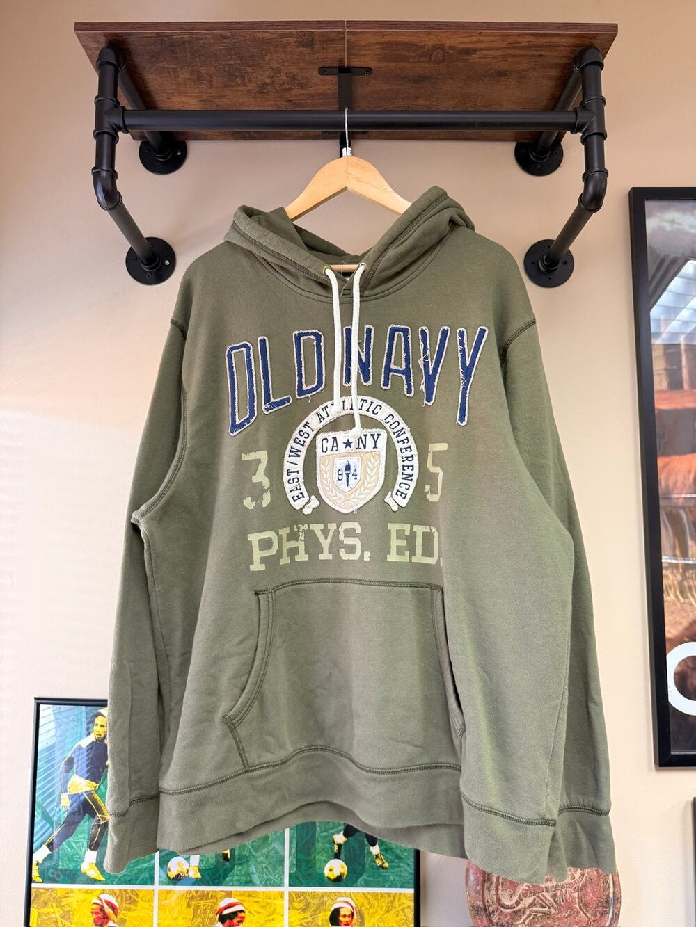 2012 Old Navy Phys Ed. Vintage Olive Green Sweatshirt Hoodie Gap American Eagle